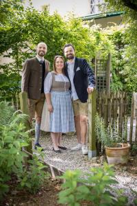 Ospiti di Der Schlosswirt zu Anif - Biedermeierhotel und Restaurant