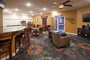 Gallery image of GrandStay Residential Suites Hotel in Saint Cloud