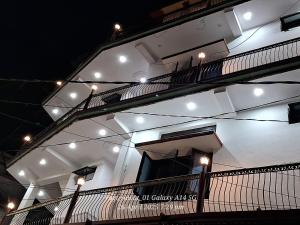 Balkón nebo terasa v ubytování Hotel Shivdev