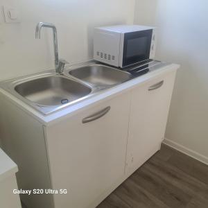 Kuchyň nebo kuchyňský kout v ubytování Maison typique picarde + 9 fotografií