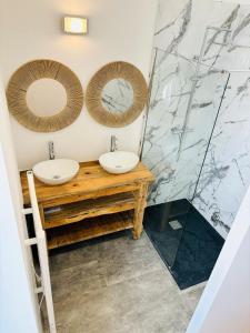 Ένα μπάνιο στο Le cœur de joli village Français