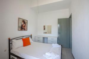 Gallery image of Sofia summer apartment in Pefkohori +23 photos