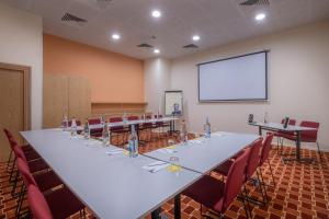 Zona de negocis o sala de conferències de Hôtel Villa M Marseille