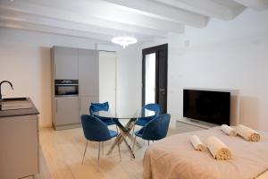โทรทัศน์และ/หรือระบบความบันเทิงของ Apartment-Boutique Gioia