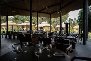 Restaurace v ubytování Toteme Glamping and Hot Spring Kintamani