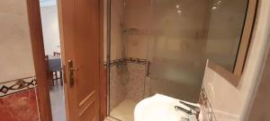 Ein Badezimmer in der Unterkunft Costa Caribe II Nº 1028