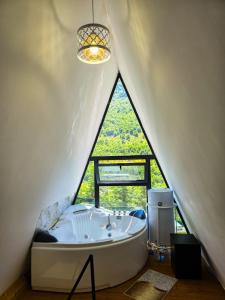 Fotografie z fotogalerie ubytování Arditi's Chalets v destinaci Bogë