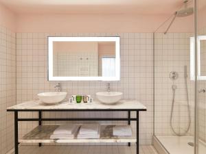 Kúpeľňa v ubytovaní Mama Shelter Prague