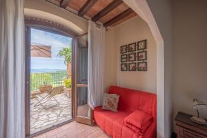 Posezení v ubytování Casa Marlèn - Medieval Borgo & pool - ItalyWeGo