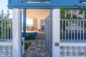 Budova, kde se apartmán nachází + 5 fotografií