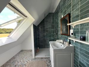 Ένα μπάνιο στο Maison au bord de l'Aven, 10min à pied de Pont-Aven +22 φωτογραφίες