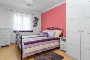 Postel nebo postele na pokoji v ubytování Vila Vita + 37 fotografií