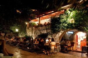 Ресторан / где поесть в B&B Sesame Inn