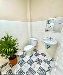 Koupelna v ubytování KK Hotel