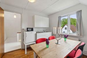 Η κουζίνα ή μικρή κουζίνα στο Cozy Holiday Apartment In Rødvig Stevns