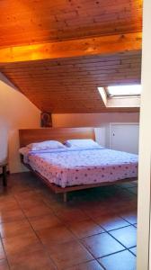 Ένα ή περισσότερα κρεβάτια σε δωμάτιο στο Residenz Ai Ronchi