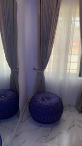 Area soggiorno di Stylish getaway Lagos