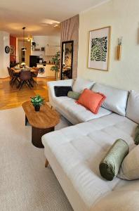 Ruang duduk di stilvolles Design Apartment in Gohlis mit WLAN,Netflix, Waschmaschine