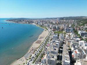 Imagen de la galería de Hotel Noel, en Vlorë 49 fotos más