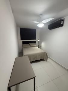 TV a/nebo společenská místnost v ubytování Kitnet Residencial Ebenézer