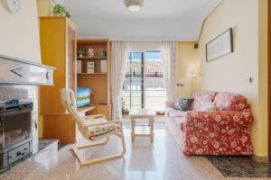 Posezení v ubytování Los Boliches apartment near the beach by Costarentals - Ref 122 + 8 fotografií