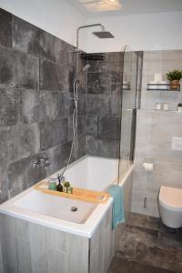 Foto dalla galleria di Ferienwohnung Jacobi a Weissenfels