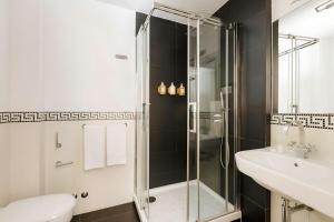 Kúpeľňa v ubytovaní Piazza Di Spagna Hotel, Sonder by Marriott Bonvoy