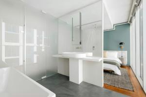 Koupelna v ubytování The Slate Hotel Downtown, Sonder by Marriott Bonvoy + 37 fotografií