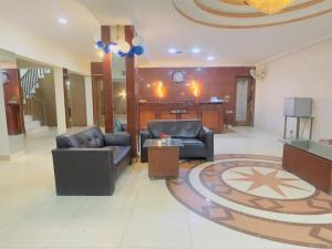 Posezení v ubytování Hotel Grand Palace Multan
