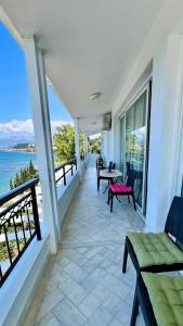 Balkón nebo terasa v ubytování Sea Side Villa Alexandra