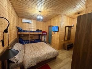 Billede fra billedgalleriet på Shtegu I Gjelber -Wood Rooms i Kukës