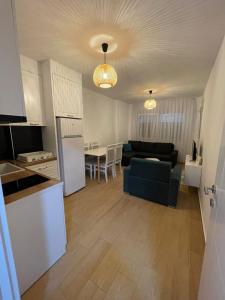 Köök või kööginurk majutusasutuses Iris apartaments