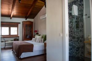 Postel nebo postele na pokoji v ubytování CASA RURAL TRES VENTAS + 37 fotografií