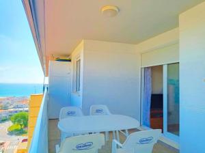 Balkón alebo terasa v ubytovaní AyF VISTAS A LA PLAYA MORRO DE GOS Y WIFI