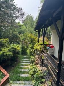 Vonkajšia záhrada v ubytovaní Domek na górce