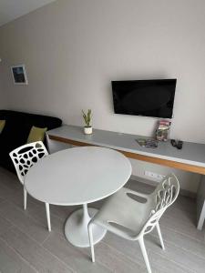 TV a/nebo společenská místnost v ubytování Apartament Stubai 3 Czarna Góra