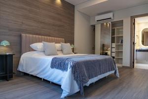 Postel nebo postele na pokoji v ubytování The Luxe Scene + 31 fotografií