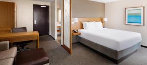 Postel nebo postele na pokoji v ubytování Hyatt Place Lubbock