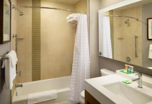 Koupelna v ubytování Hyatt Place Lubbock