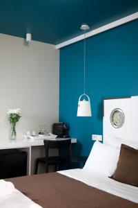 Hvar Riva Rooms客房内的一张或多张床位