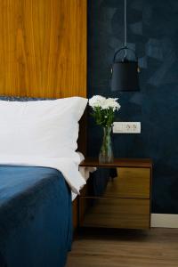 Hvar Riva Rooms客房内的一张或多张床位