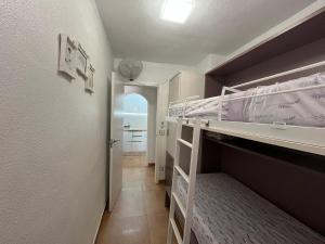 Postel nebo postele na pokoji v ubytování Apartamento BUENA VISTA El Alamillo + 37 fotografií
