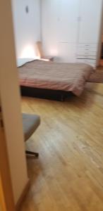 Letto o letti in una camera di Bright Modern 2-Bedroom Apartment the center Nalbandyan and Sayat-Nova