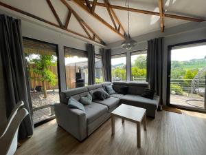 Χώρος καθιστικού στο Ferienhaus am Hennesee