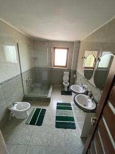 Koupelna v ubytování Casa Teodora