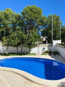 The swimming pool at or close to Casa Ricarda