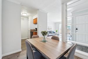 Dapur atau dapur kecil di Reserve At Westwood 2103 I Spacious 1 Bed 1 Bath