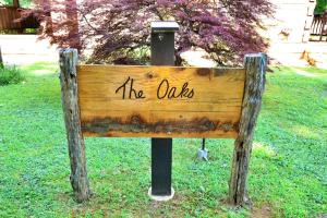 Galeriebild der Unterkunft The Oakes in Whittier