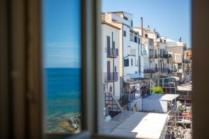 Γενική θέα στη θάλασσα ή θέα στη θάλασσα από  αυτό το διαμέρισμα