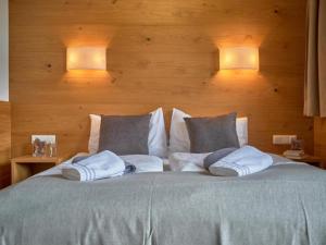 Postel nebo postele na pokoji v ubytování Bergbiberhaus L